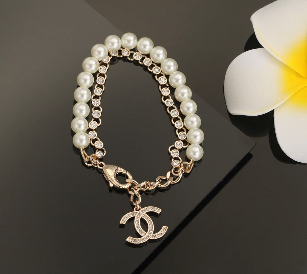 Chanel Pearls Chain 18K Gold Bracelet