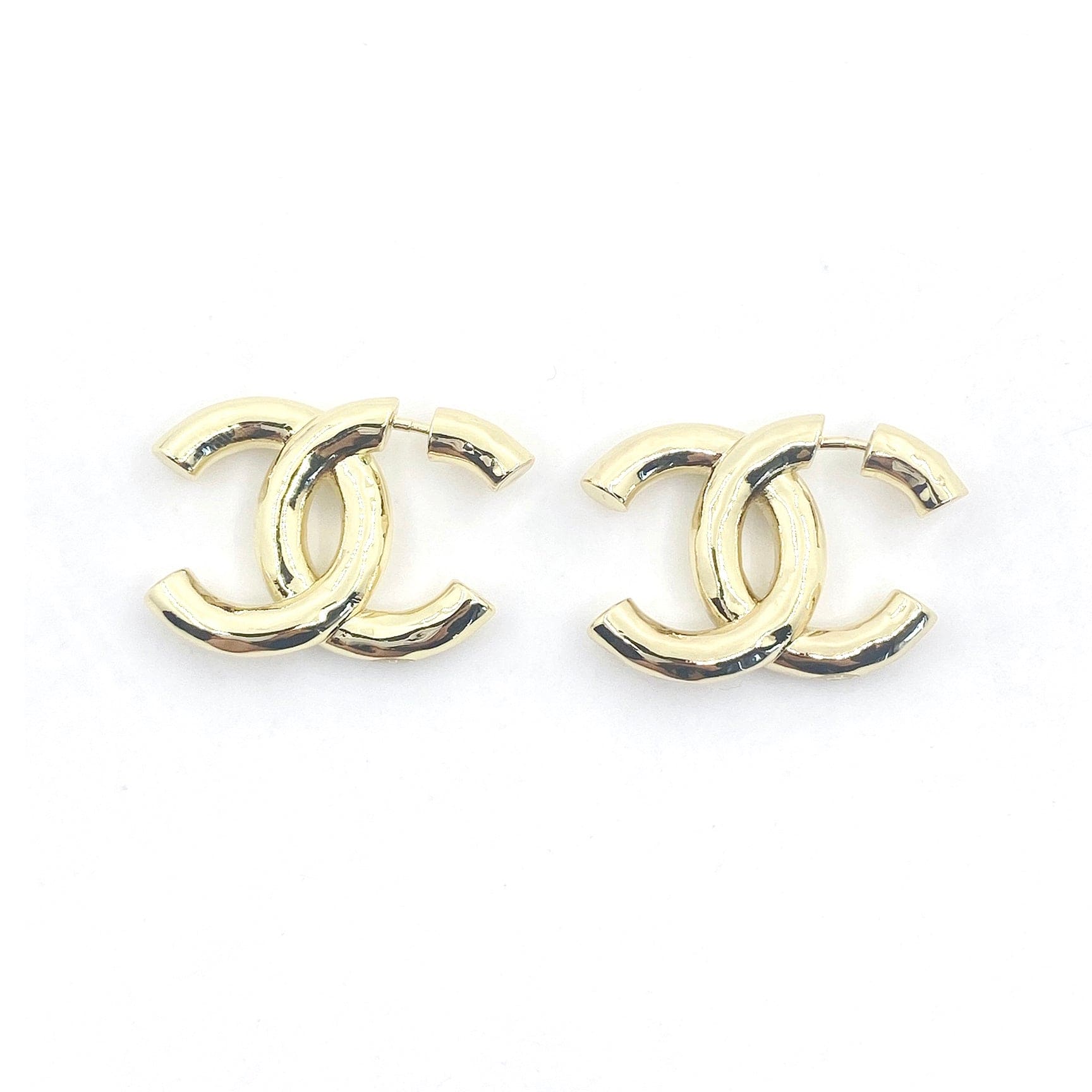 Chanel Gold 18K Gold Earrings