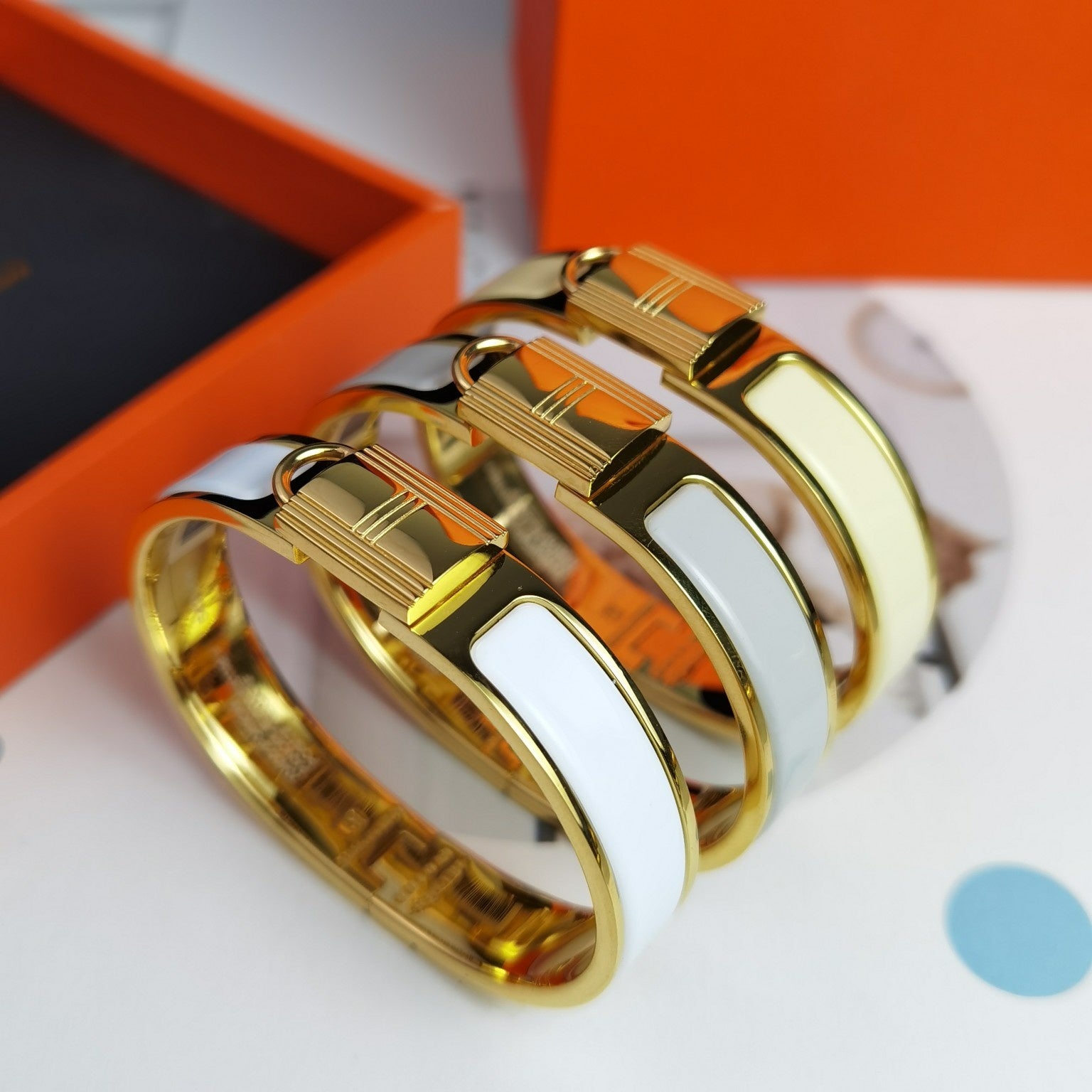 Hermes Clic Cadenas White 18K Gold Bracelet