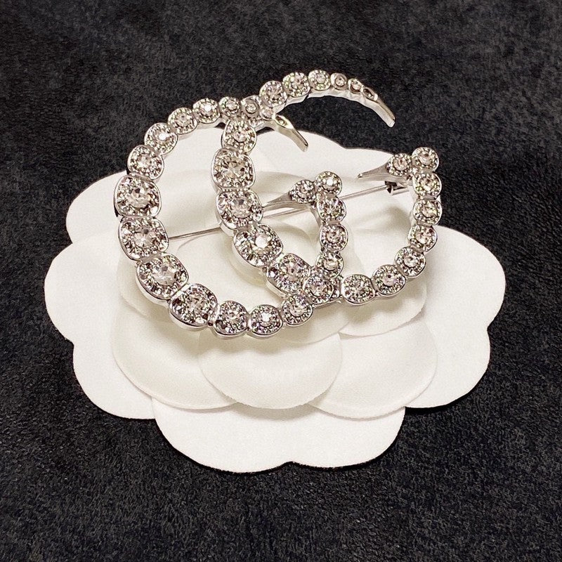 Gucci Double Crystal 18K Gold Brooch