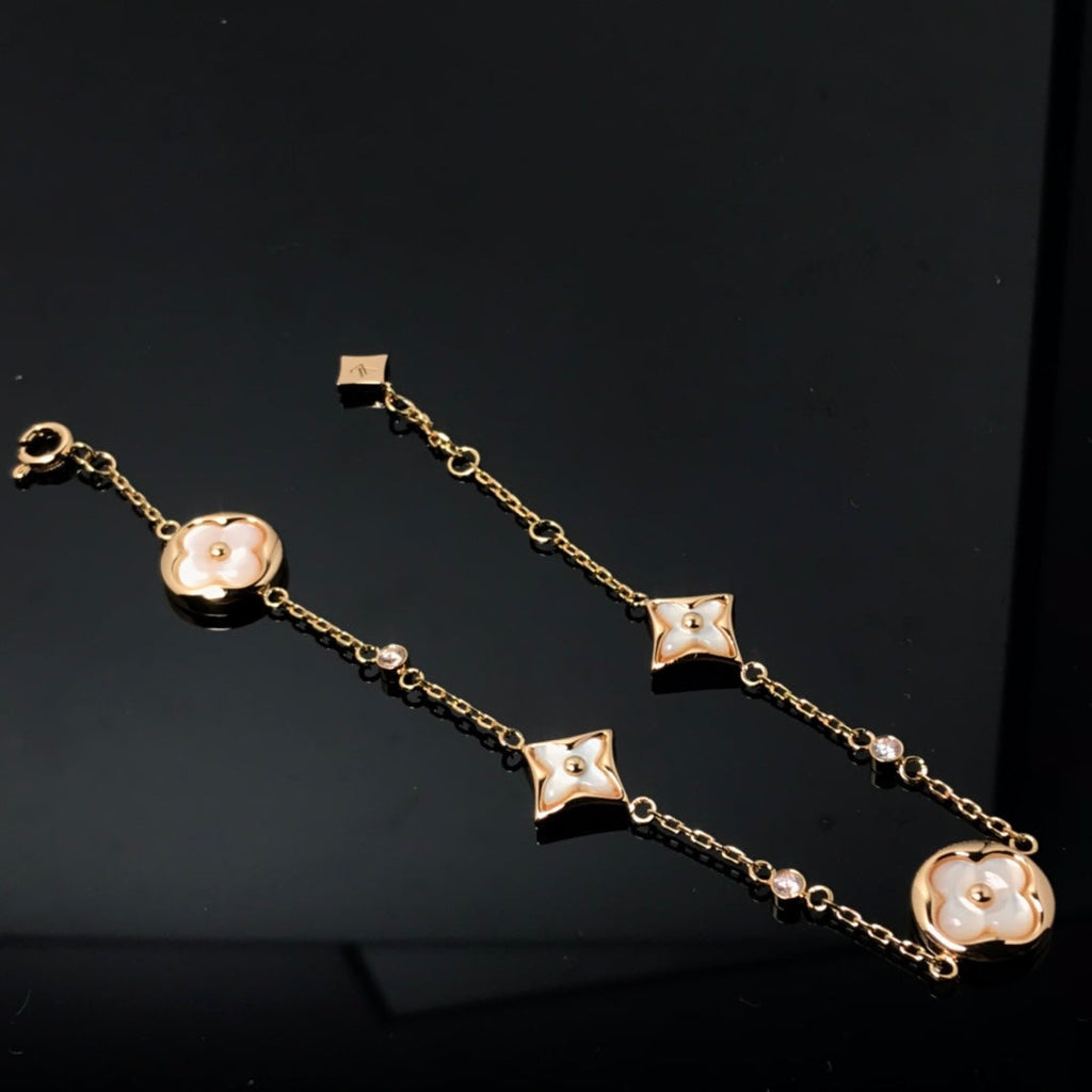 Louis Vuitton Idylle Blossom 18K Gold Bracelet