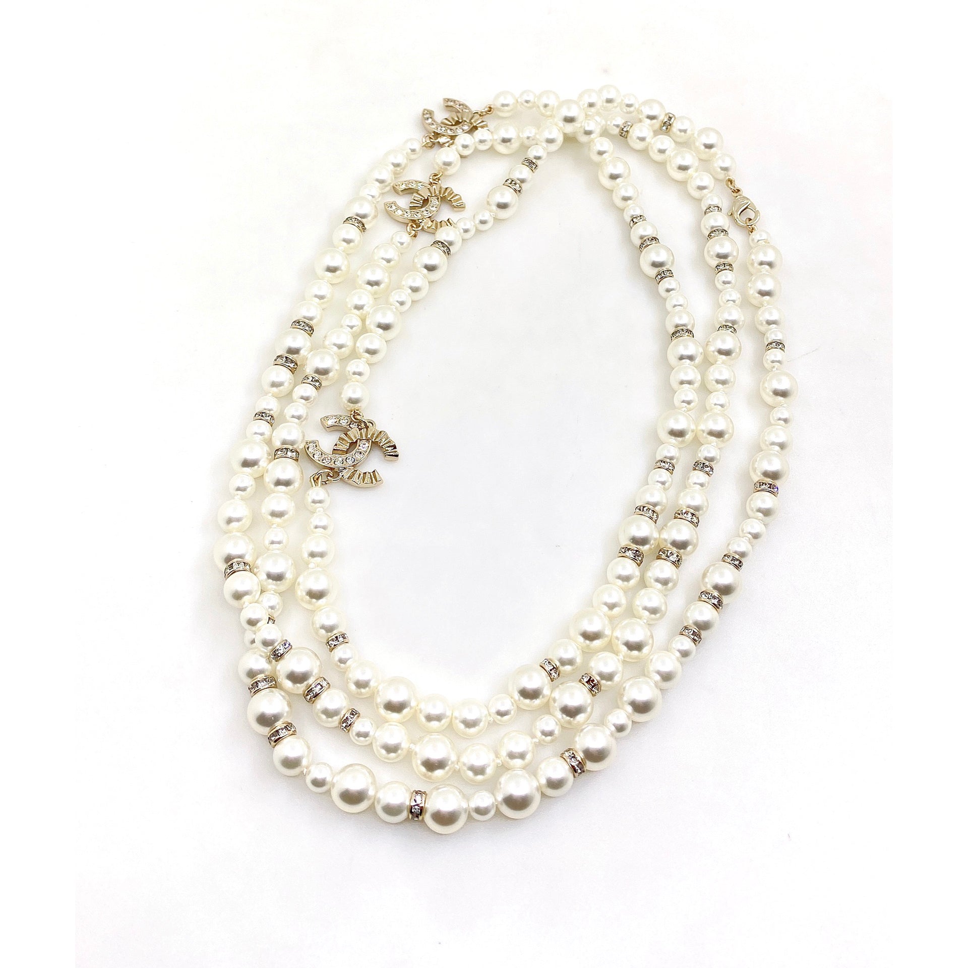 Chanel Pearls Long 18K Gold Necklace