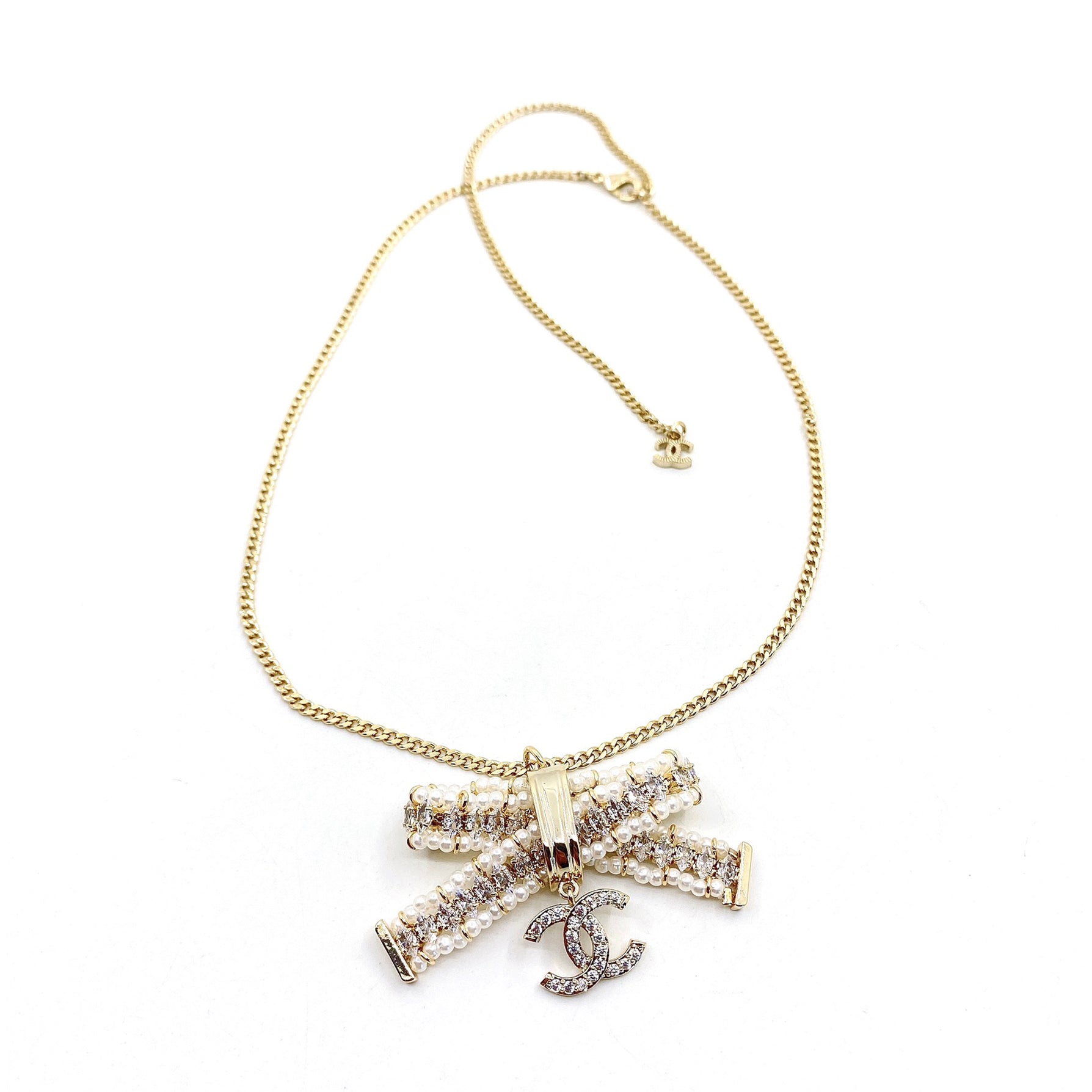 Chanel Bow Tie 18K Gold Necklace