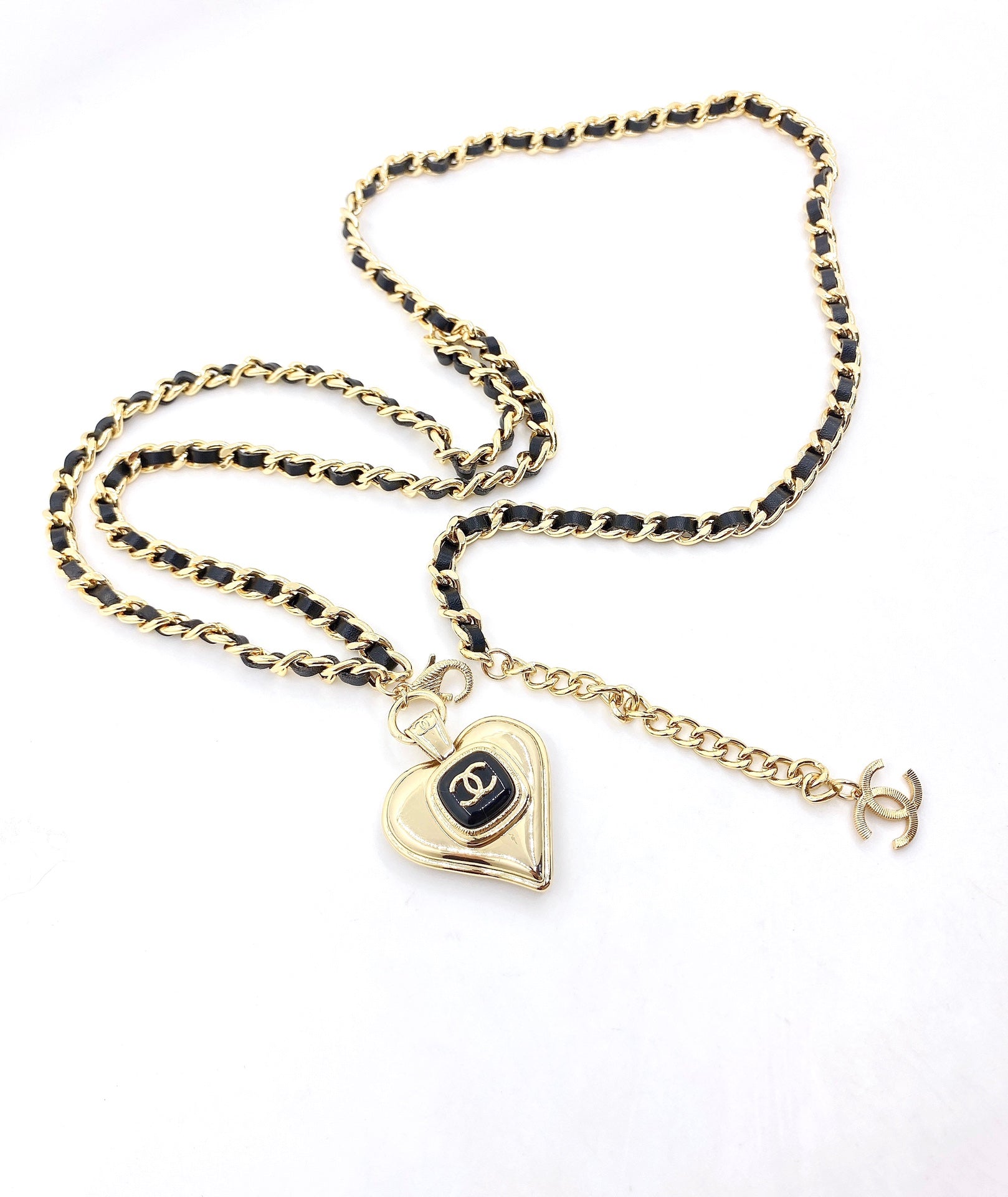 Chanel Heart Pendant 18K Gold Necklace