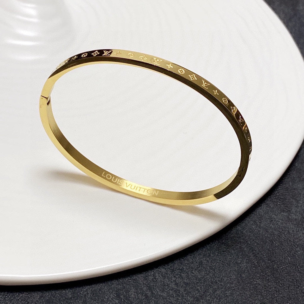 Louis Vuitton Vintage 18K Gold Bracelet