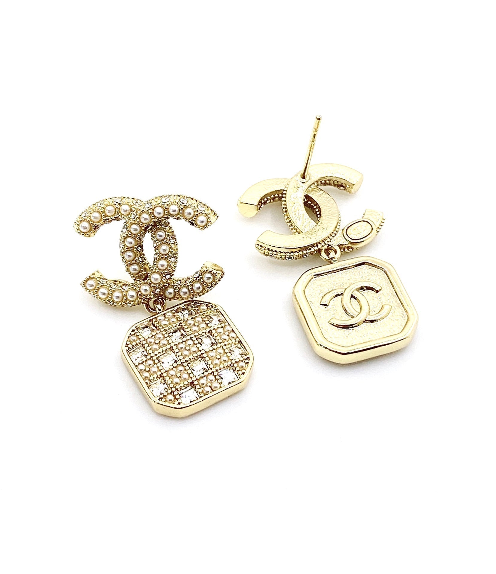 Chanel Diamonds Drop 18K Gold Earrings