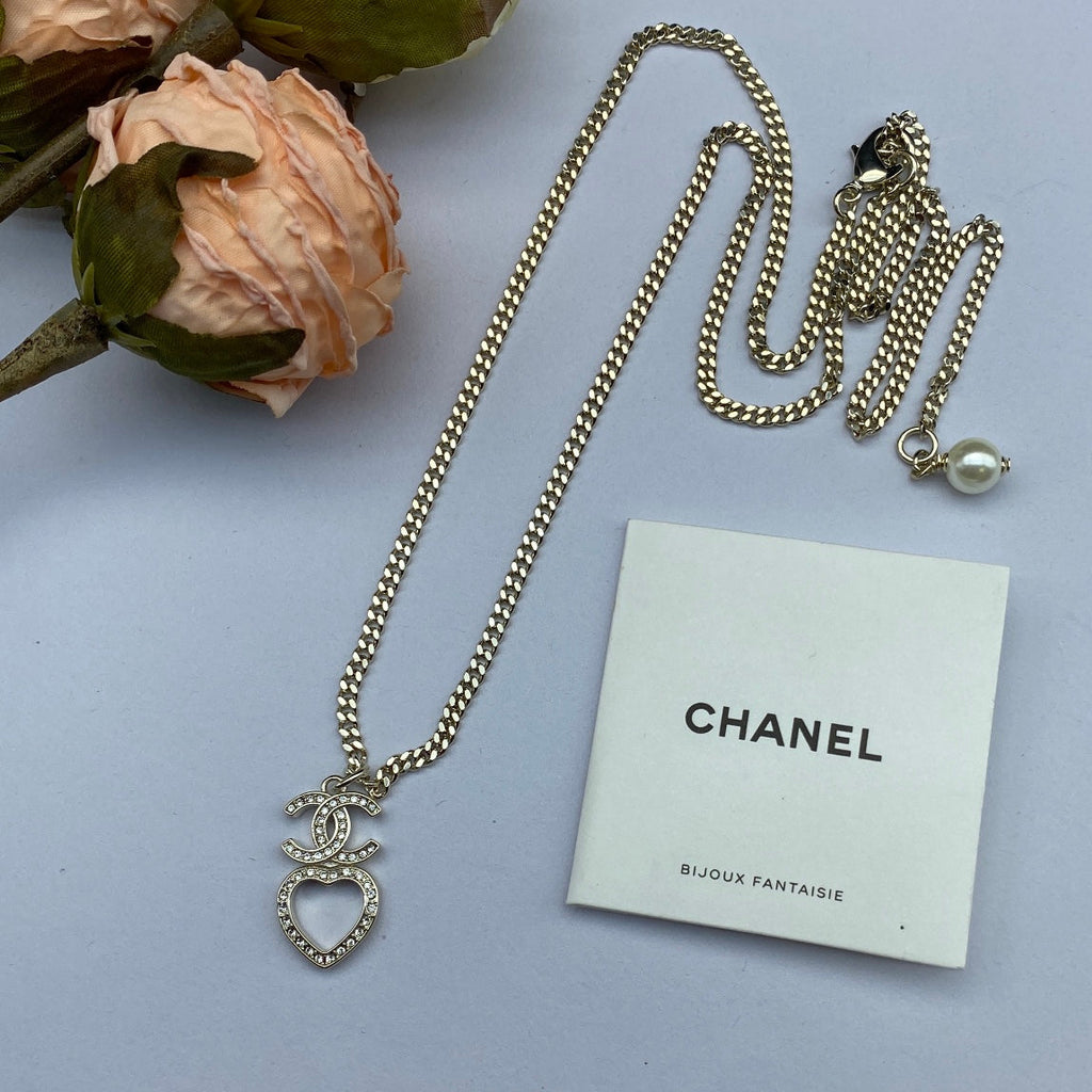 Chanel Heart Chain 18K Gold Necklace
