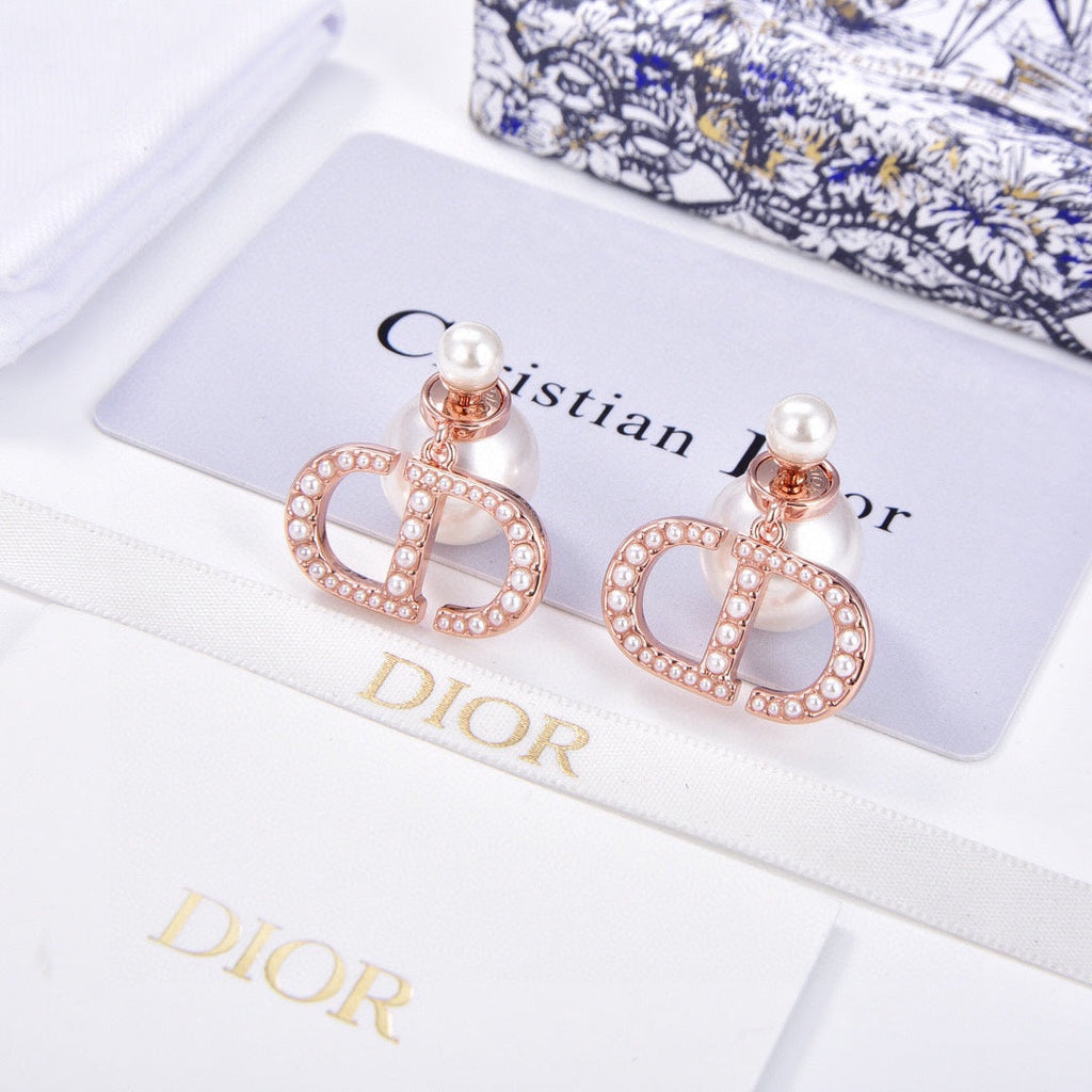 Dior 30 Montaigne 18K Gold Earrings