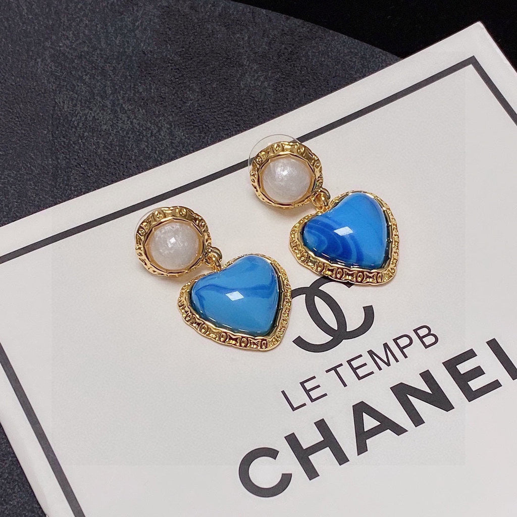 Chanel Blue Heart Pearl 18K Gold Earrings