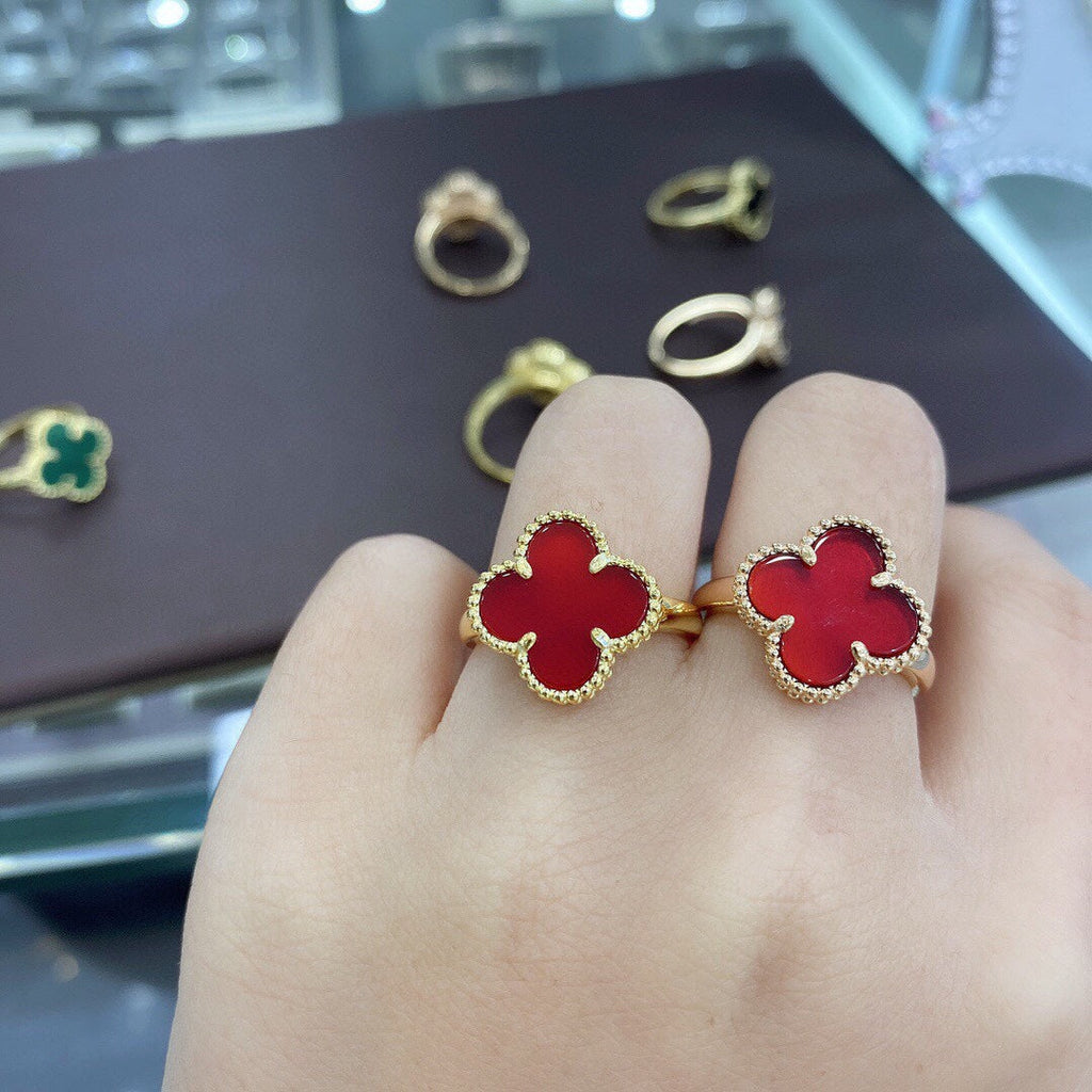 Magic Alhambra Clover 18K Gold Ring