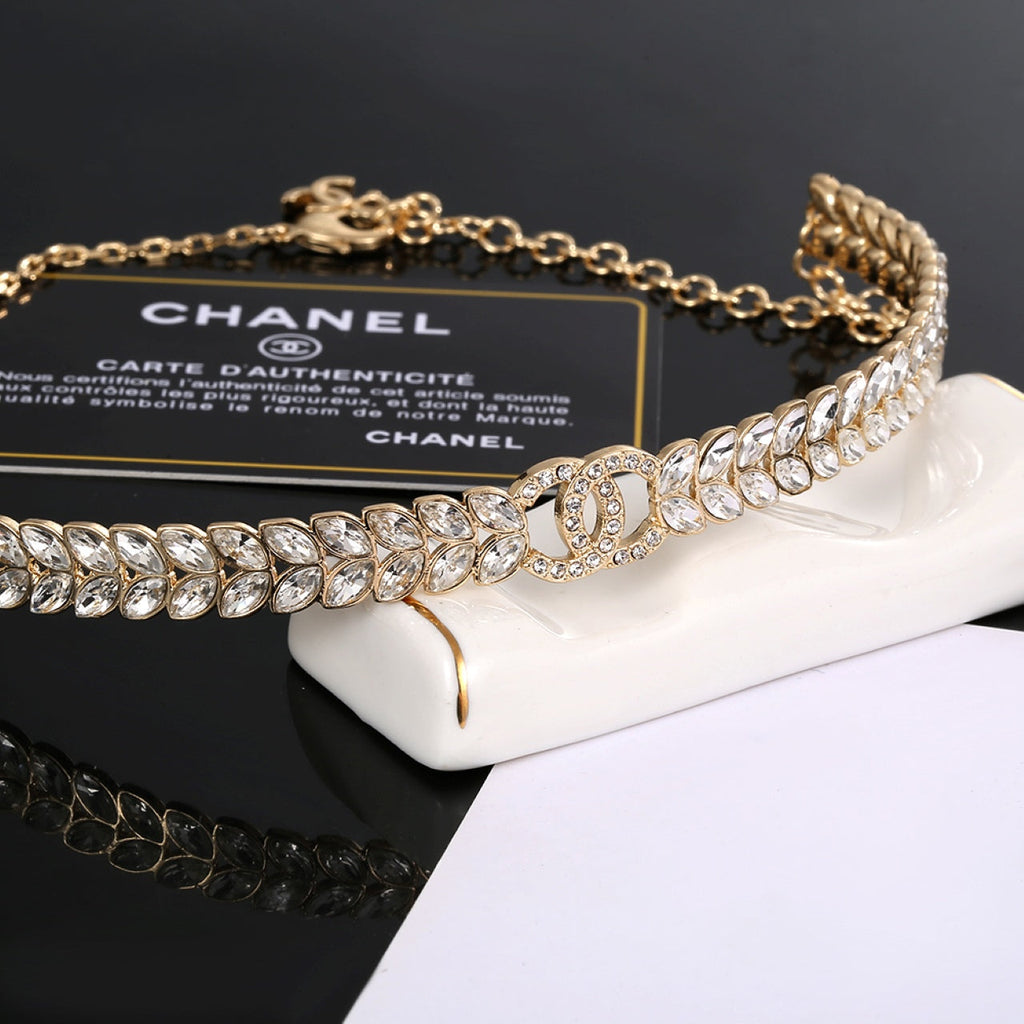 Chanel Diamonds Choker 18K Gold Necklace