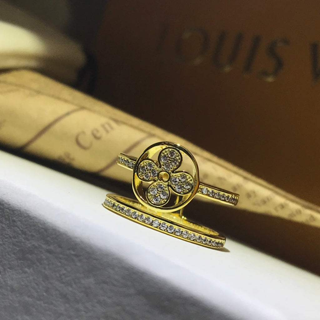 Louis Vuitton Idylle Blossom Two-Row 18K Gold Ring