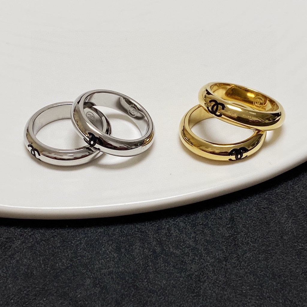 Chanel Coco 18K Gold Ring