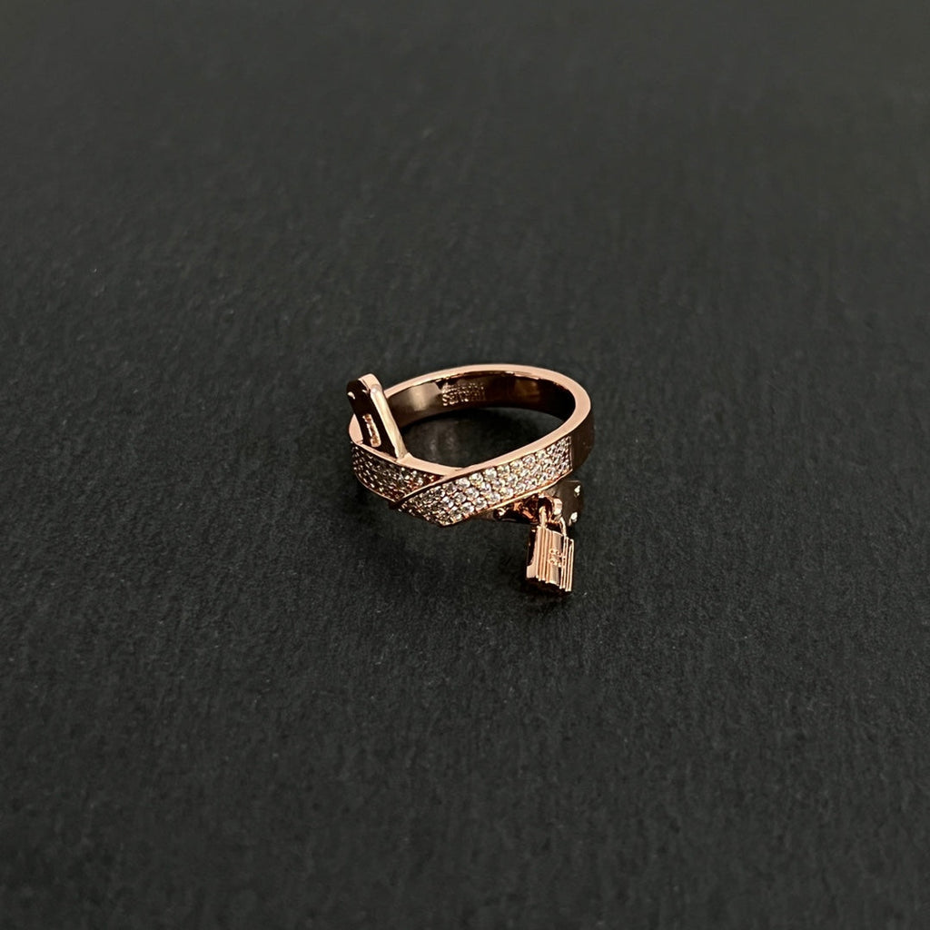 Hermes Kelly Gavroche Diamonds 18K Gold Ring