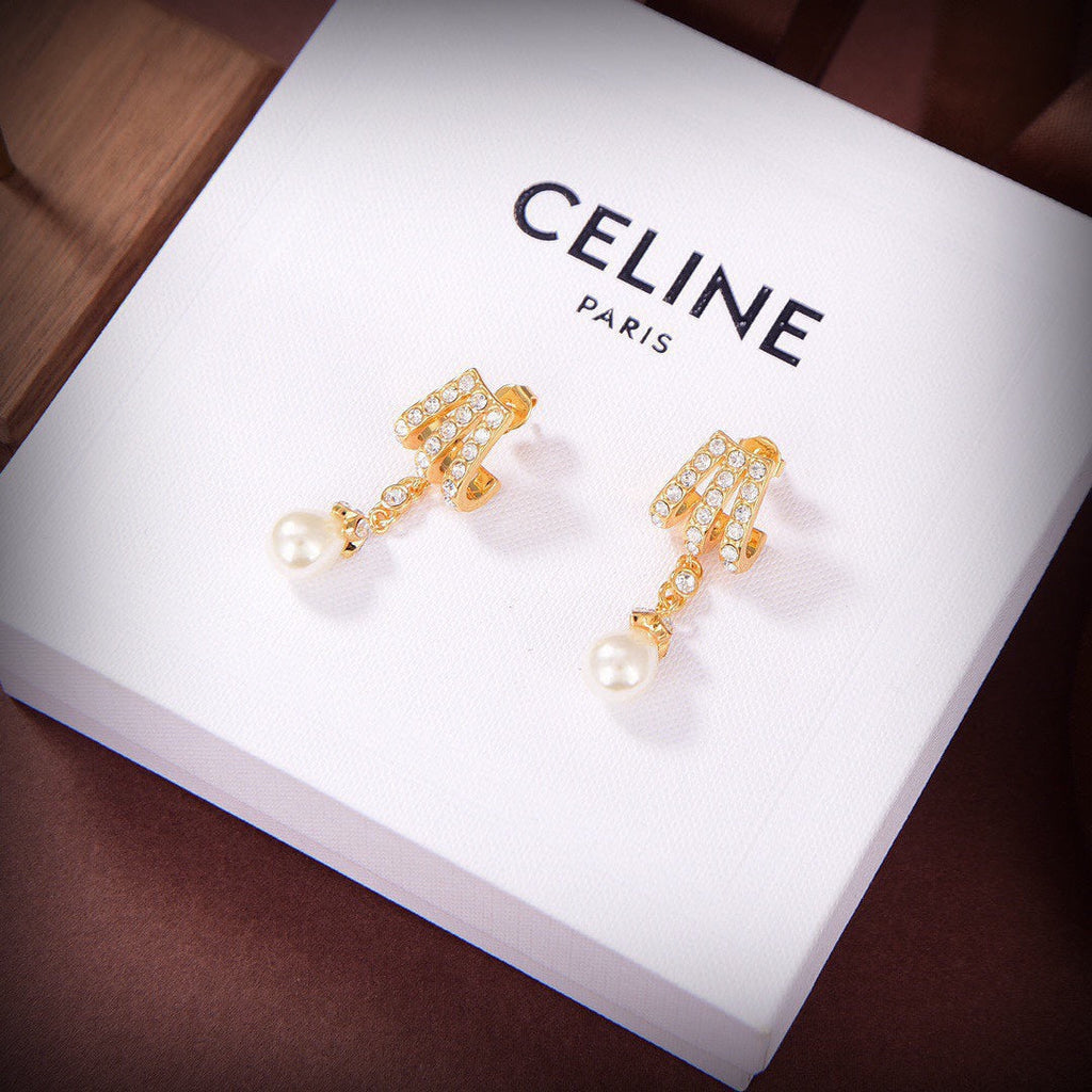 Celine Vintage Pearls 18K Gold Earrings