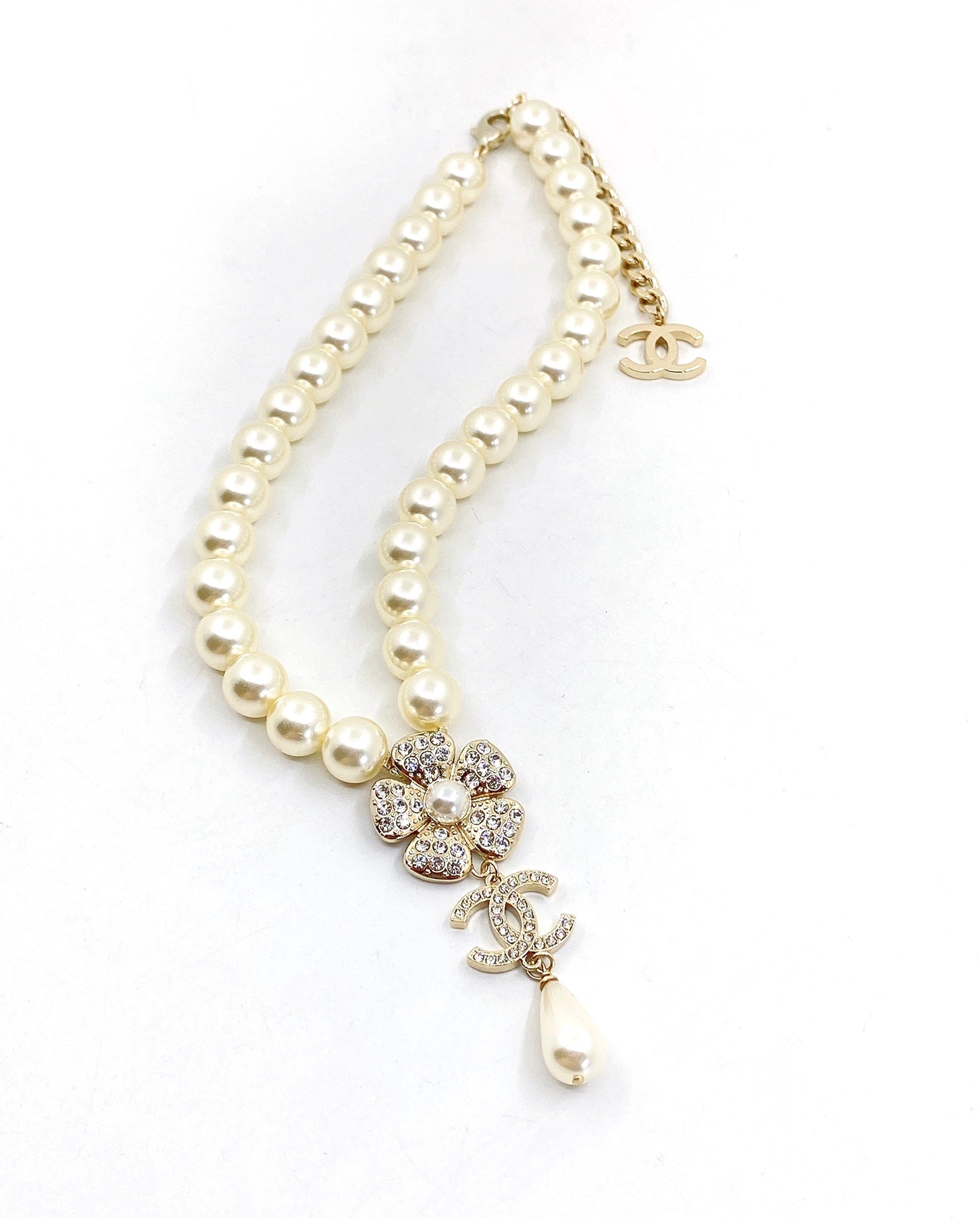 Chanel Pearls Chain Choker 18K Gold Necklace