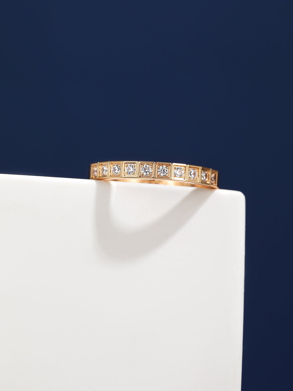 Ice Cube Diamonds 18K Gold Ring