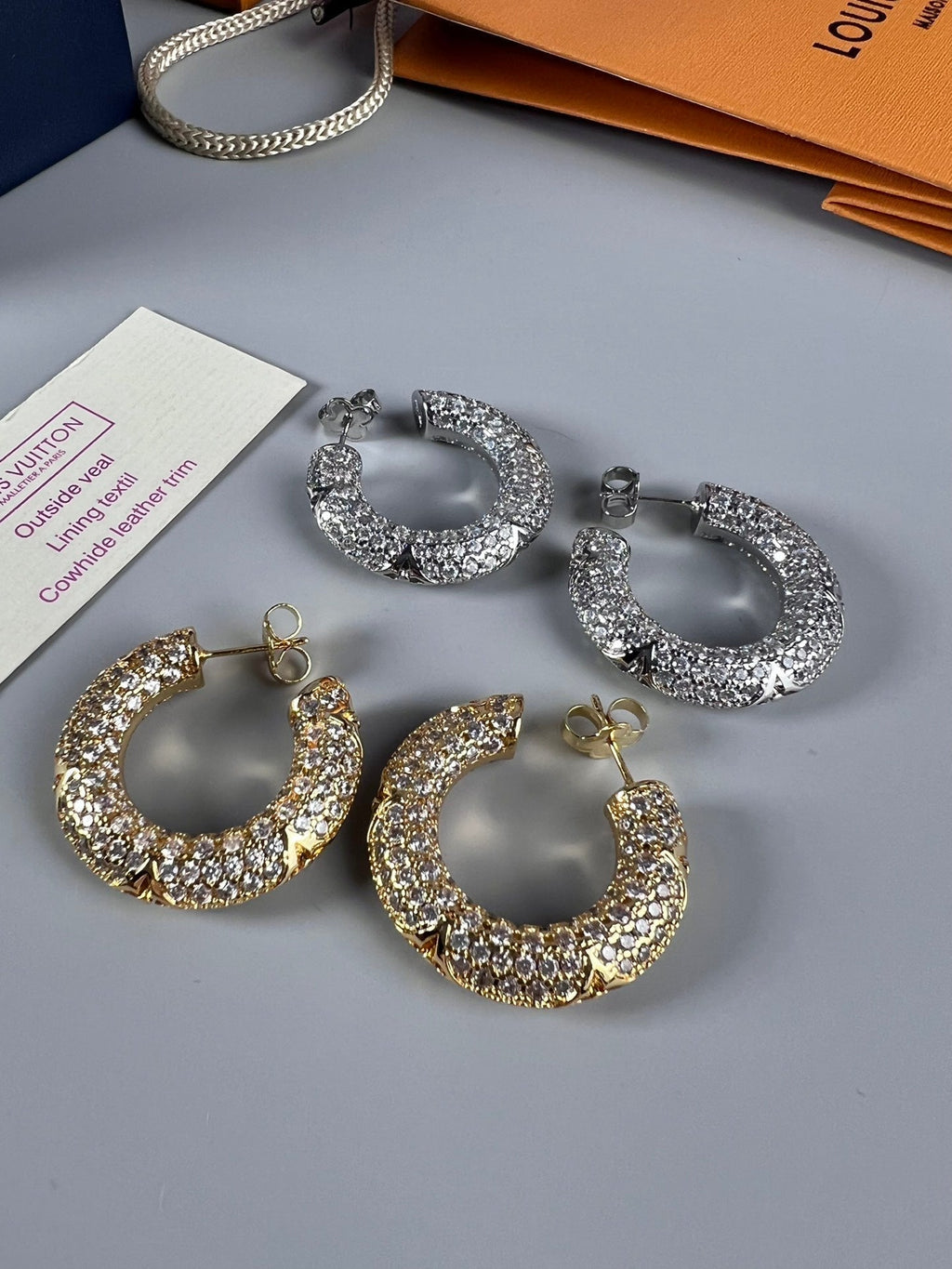 Louis Vuitton Circle Diamonds 18K Gold Earrings