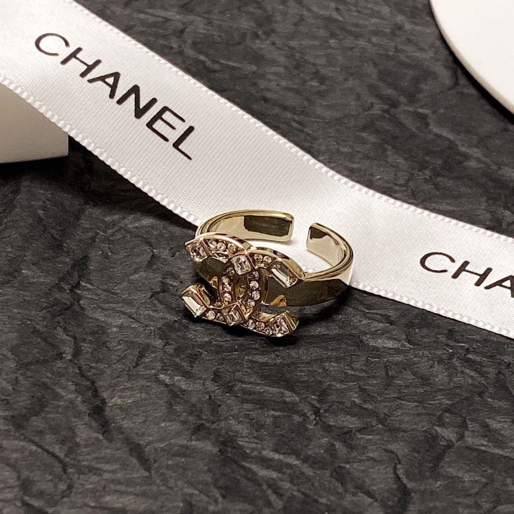 Chanel Crystals 18K Gold Ring