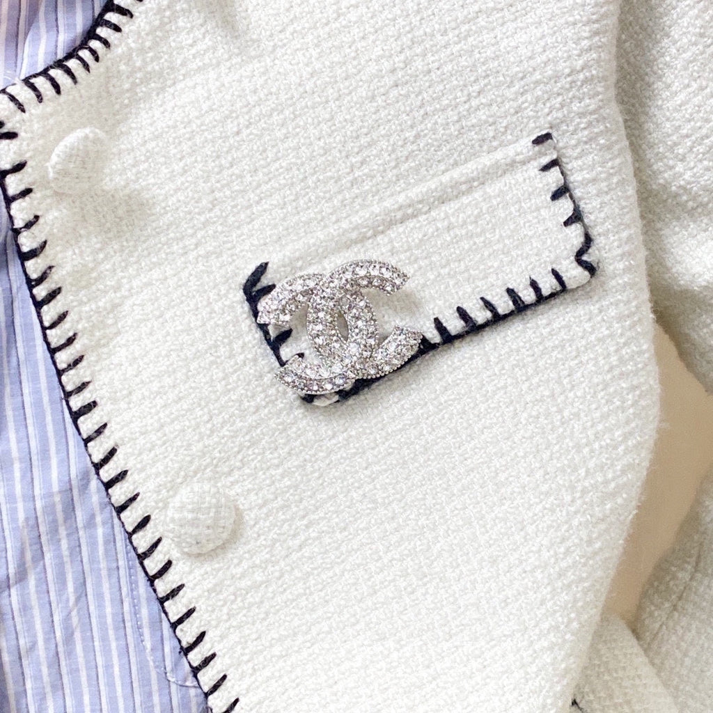 Chanel Diamonds 18K Gold Brooch