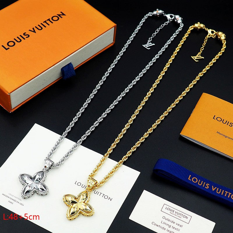 Louis Vuitton Flower Studs 18K Gold Necklace