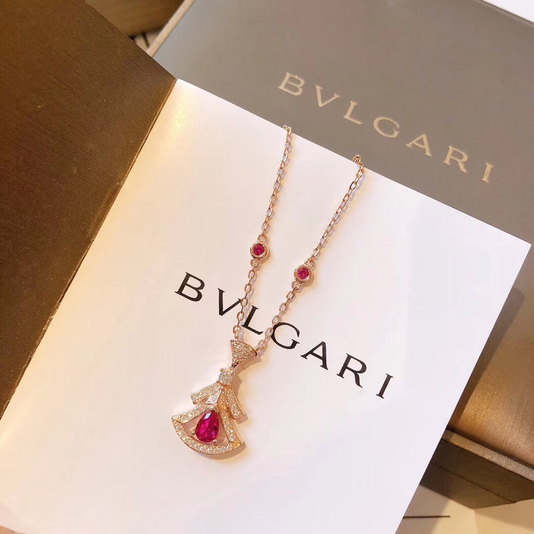 Bvlgari Dream Diamond 18K Gold Necklace