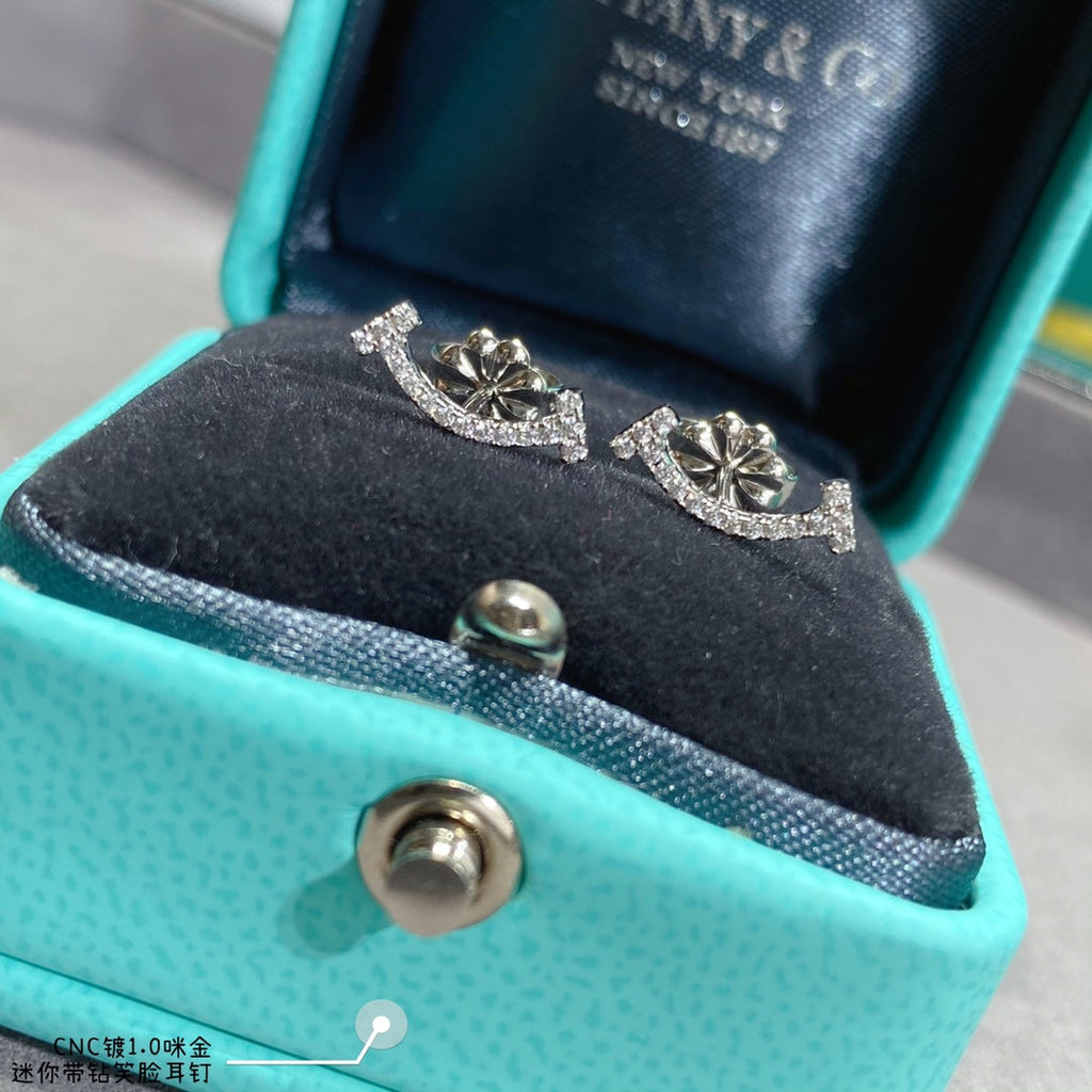 Tiffany Smile Diamonds 18K Gold Earrings